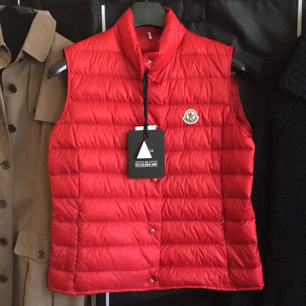 NWT Moncler Vest size 3